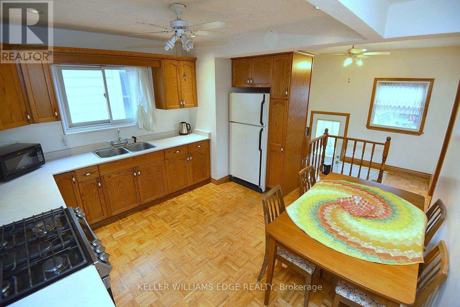 149 Ivon Avenue, Hamilton, Ontario  L8H 5S7 - Photo 19 - X12409574