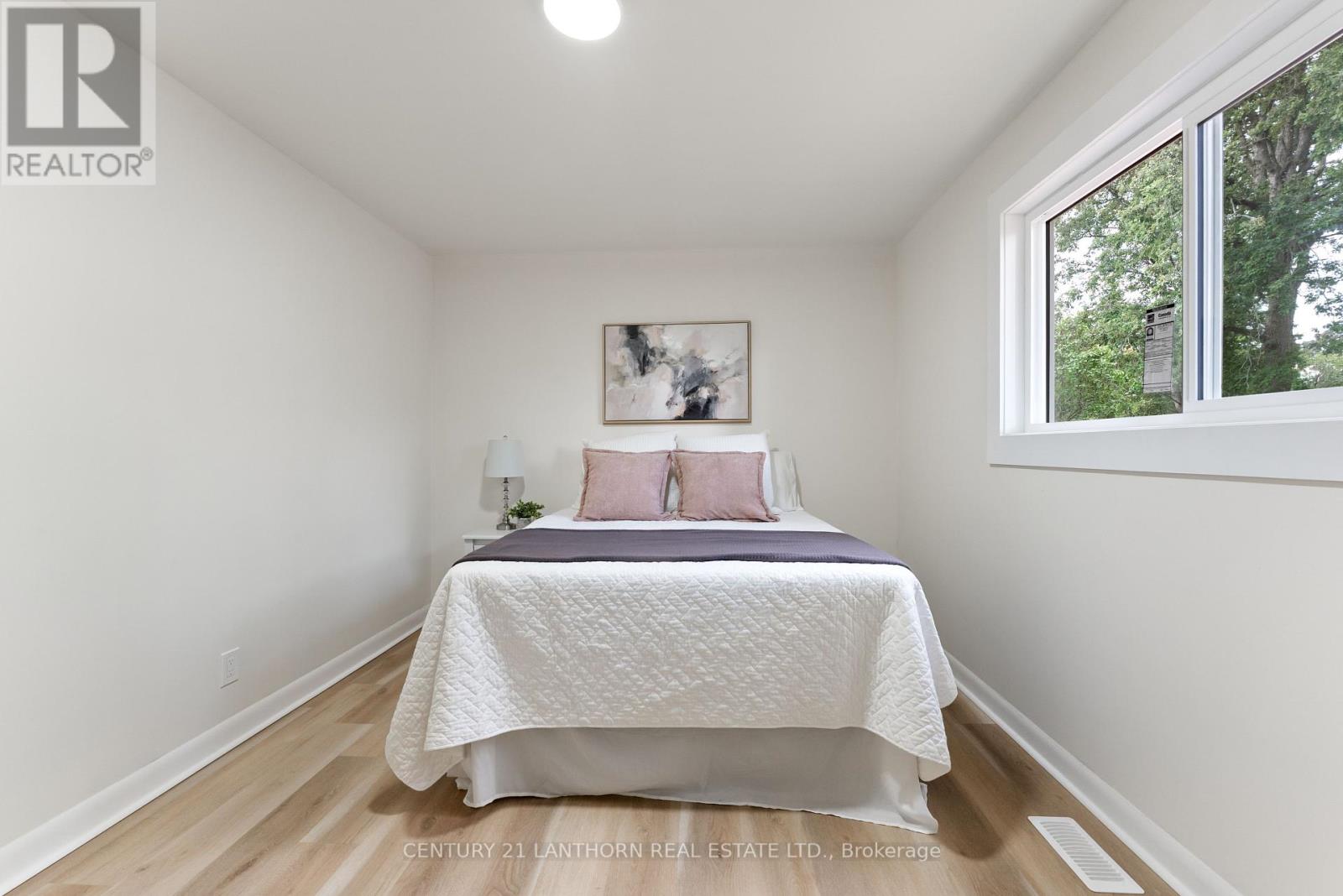 94 Rollins Drive, Belleville, Ontario  K8N 4J5 - Photo 17 - X12379192