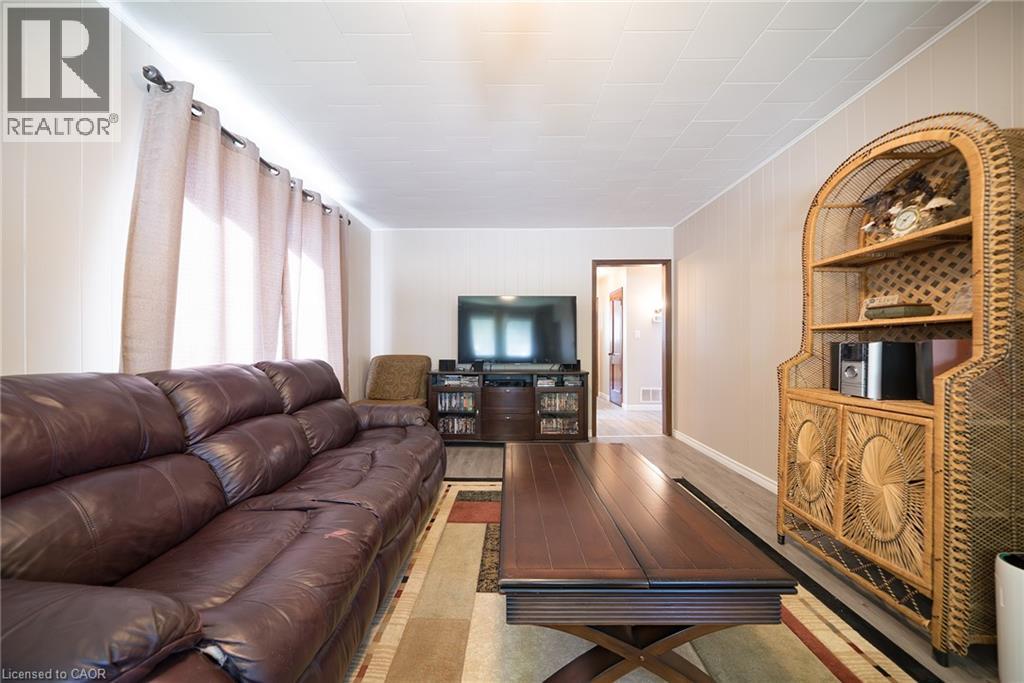 8 Queen Street, Langton, Ontario  N0E 1G0 - Photo 10 - 40777755