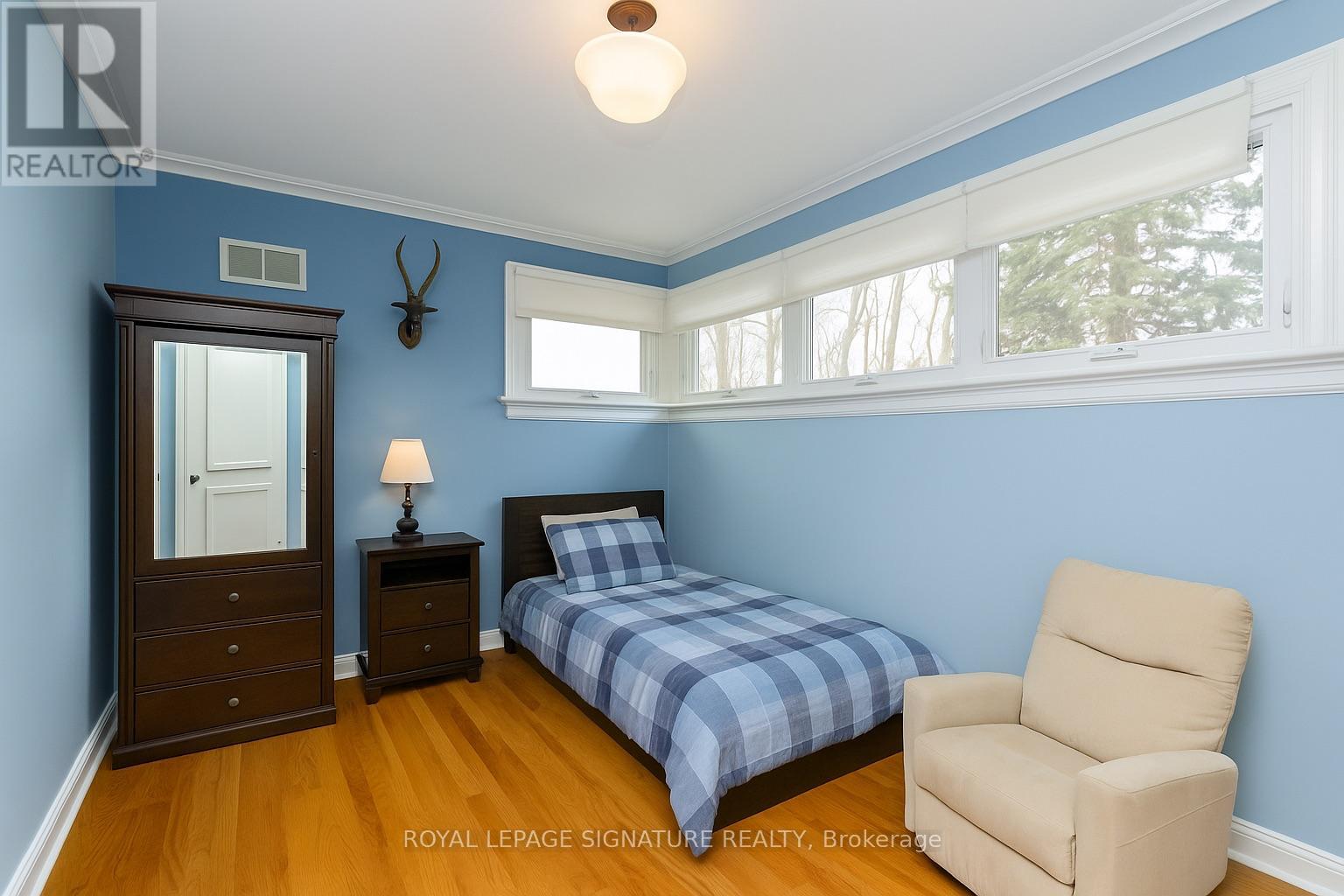 45 Crescent Road, Oakville, Ontario  L6K 1W3 - Photo 17 - W12456952