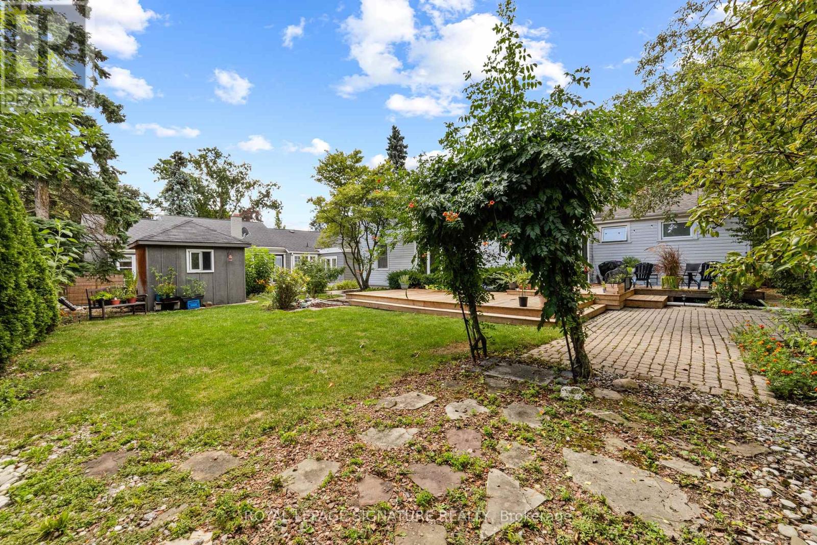45 Crescent Road, Oakville, Ontario  L6K 1W3 - Photo 19 - W12456952