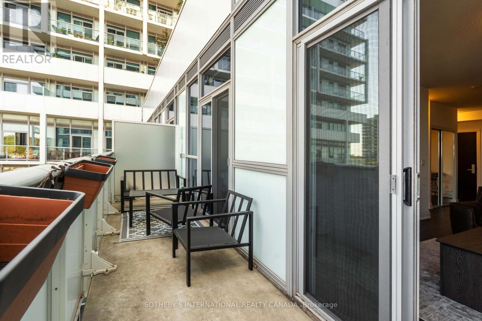 510 - 65 Speers Road, Oakville, Ontario  L6K 0J1 - Photo 22 - W12456976