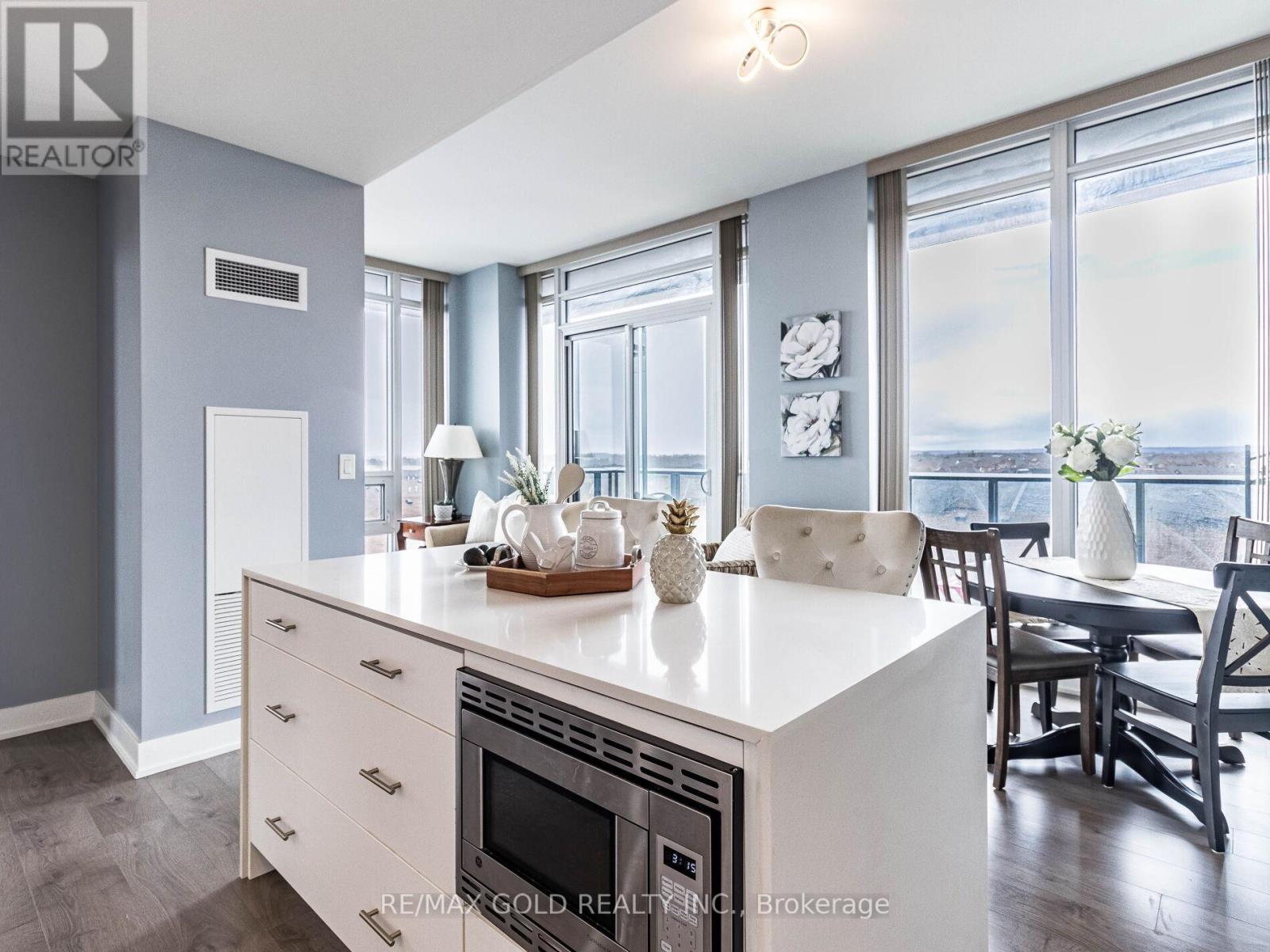 609 - 180 Veterans Drive, Brampton, Ontario  L7A 5G7 - Photo 14 - W12457002