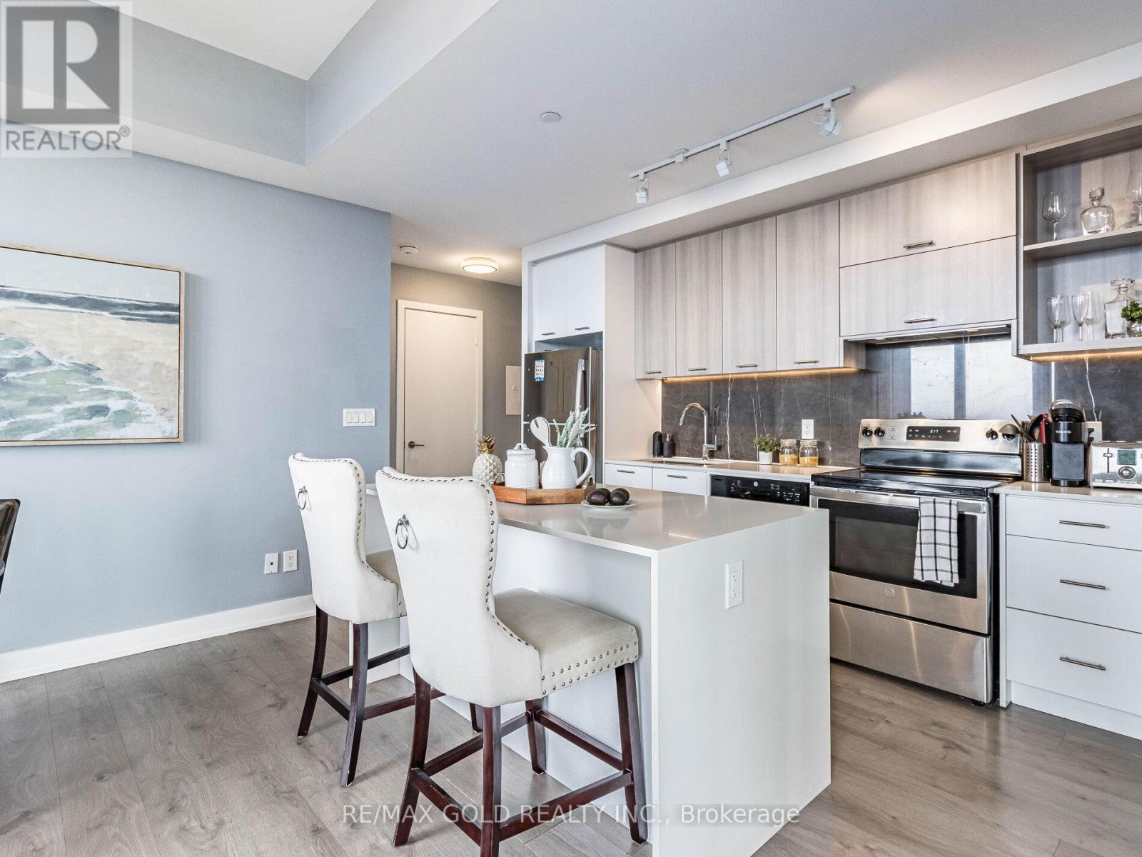 609 - 180 Veterans Drive, Brampton, Ontario  L7A 5G7 - Photo 15 - W12457002