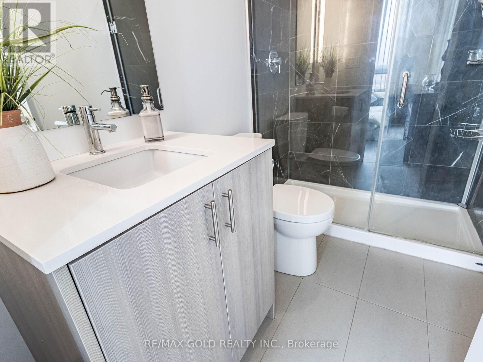609 - 180 Veterans Drive, Brampton, Ontario  L7A 5G7 - Photo 21 - W12457002
