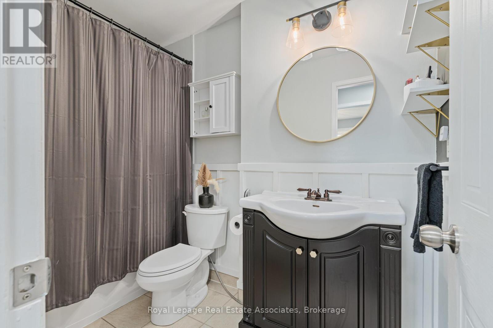 54 Wylie Circle, Halton Hills, Ontario  L7G 5L9 - Photo 31 - W12457013