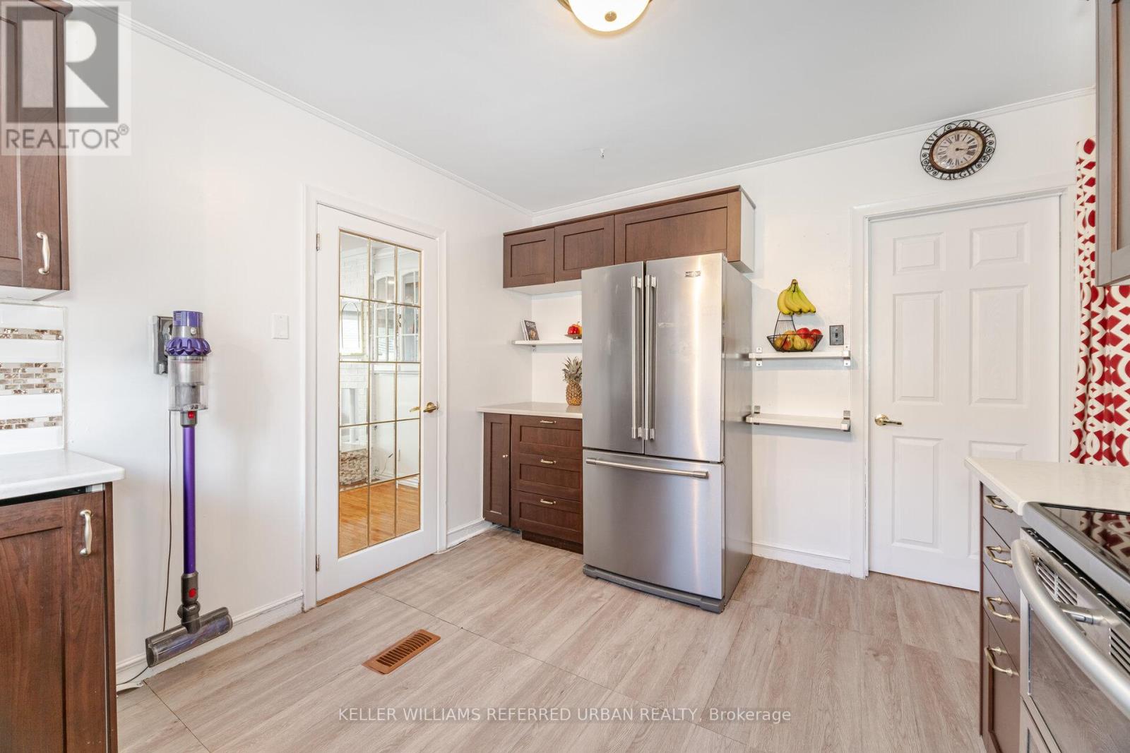 60 Hinton Road, Toronto, Ontario  M9W 2V5 - Photo 17 - W12457030