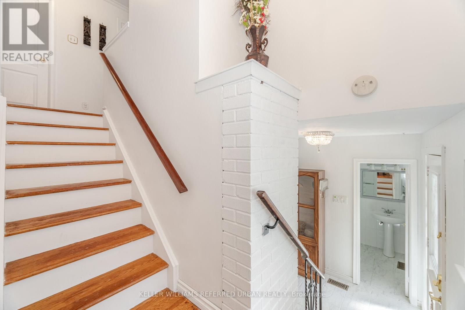60 Hinton Road, Toronto, Ontario  M9W 2V5 - Photo 28 - W12457030