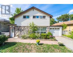 60 HINTON ROAD, Toronto, Ontario