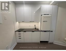 105 - 1 TRILLER AVENUE, Toronto, Ontario