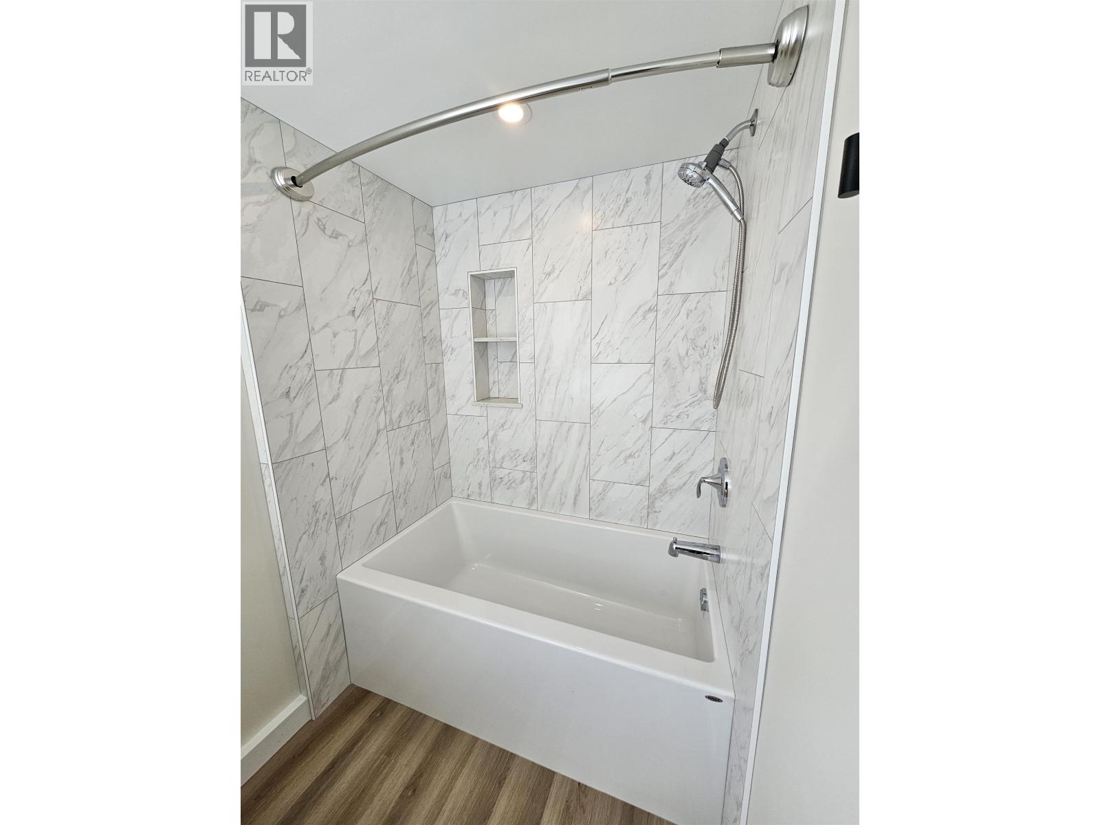 14000 Lund Road, Prince George, British Columbia  V2N 6B1 - Photo 24 - R3057397