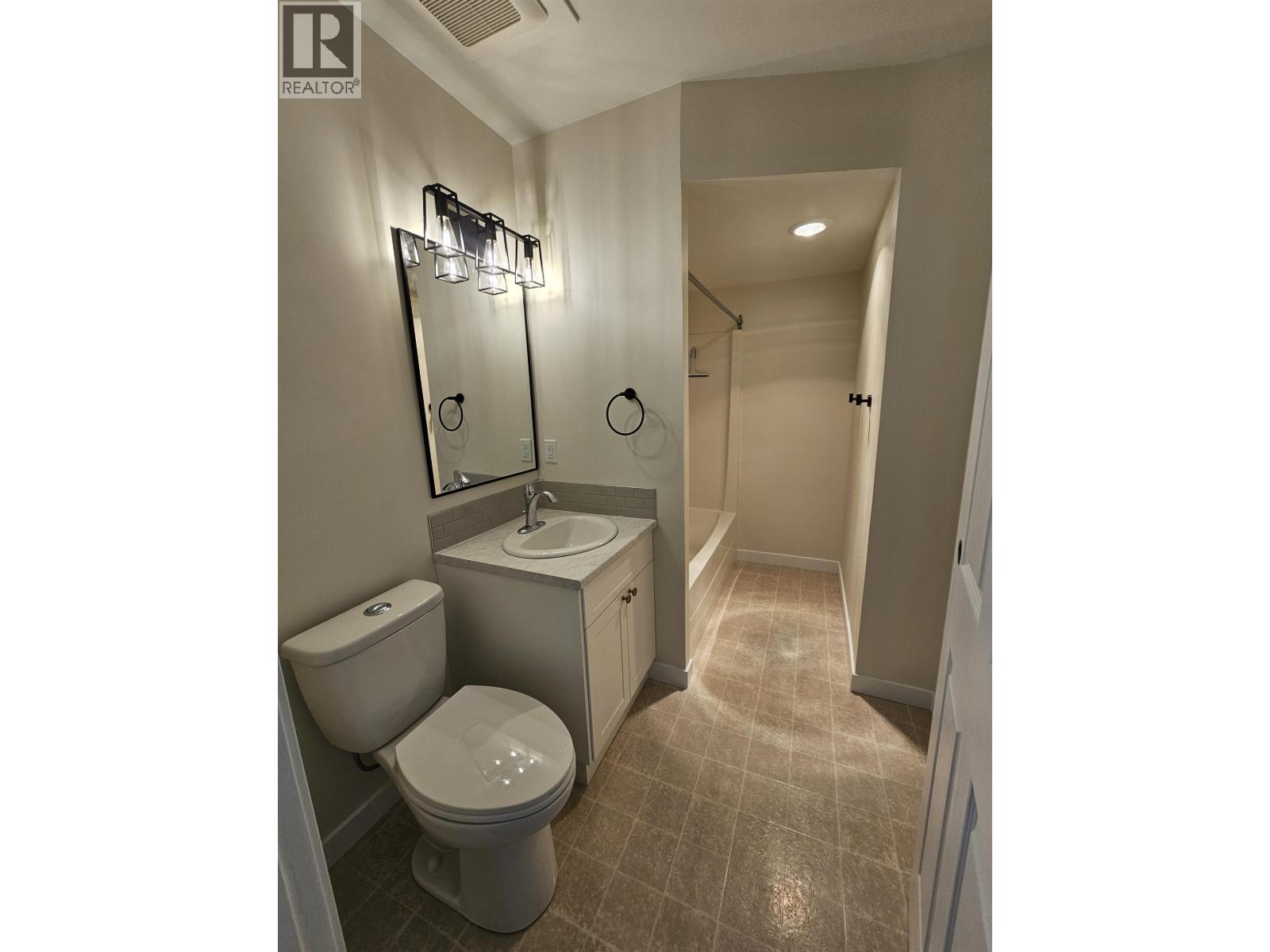 14000 Lund Road, Prince George, British Columbia  V2N 6B1 - Photo 11 - R3057397