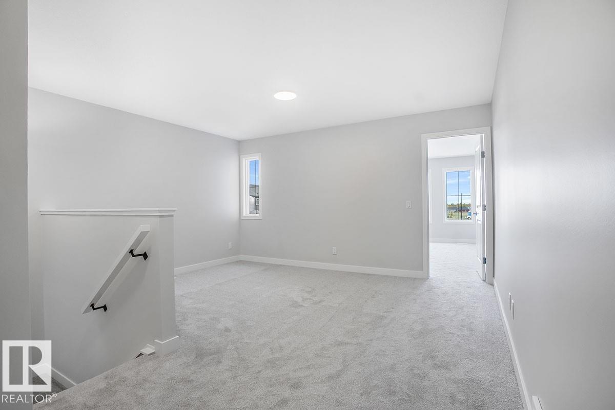 9088 Elves Lo Nw, Edmonton, Alberta  T6M 3G4 - Photo 7 - E4461165