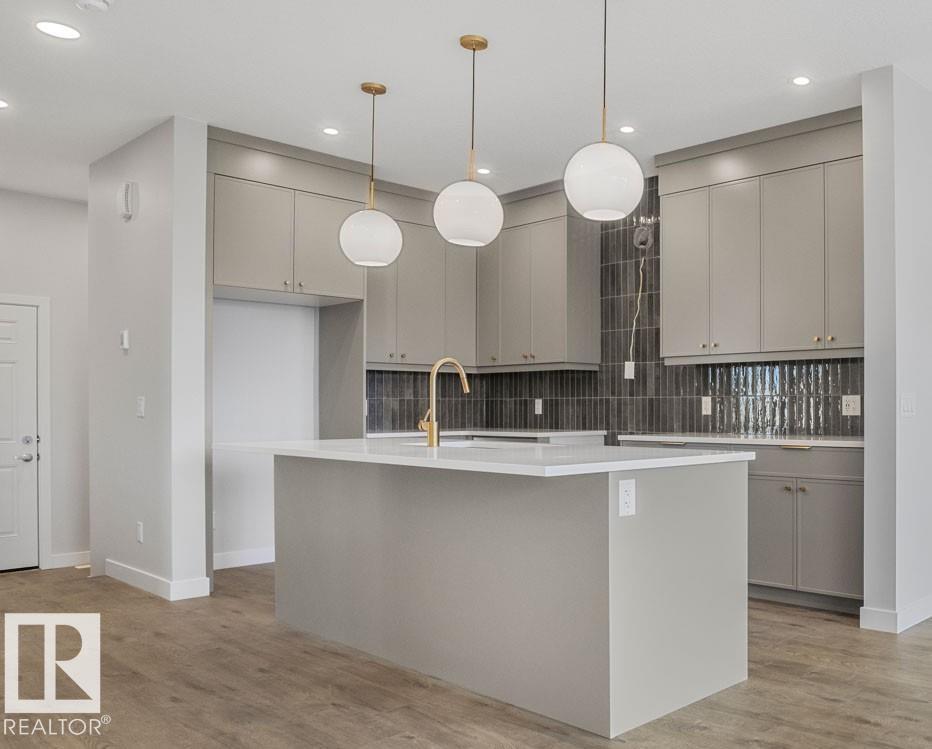 9088 Elves Lo Nw, Edmonton, Alberta  T6M 3G4 - Photo 3 - E4461165