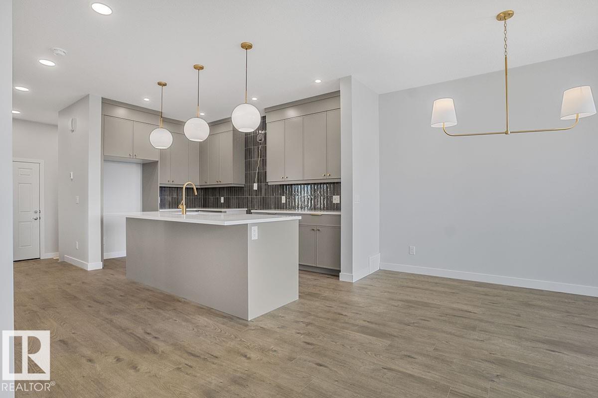 9088 Elves Lo Nw, Edmonton, Alberta  T6M 3G4 - Photo 2 - E4461165