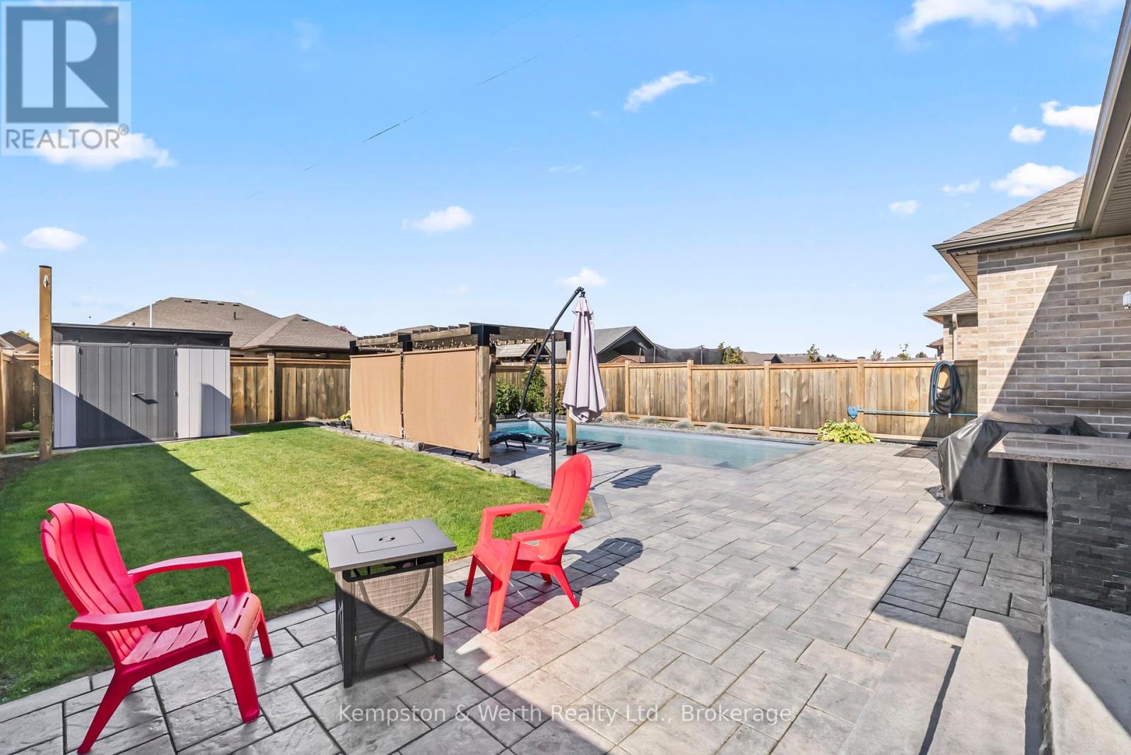 86 Forbes Crescent, North Perth, Ontario  N4W 0B8 - Photo 37 - X12457066