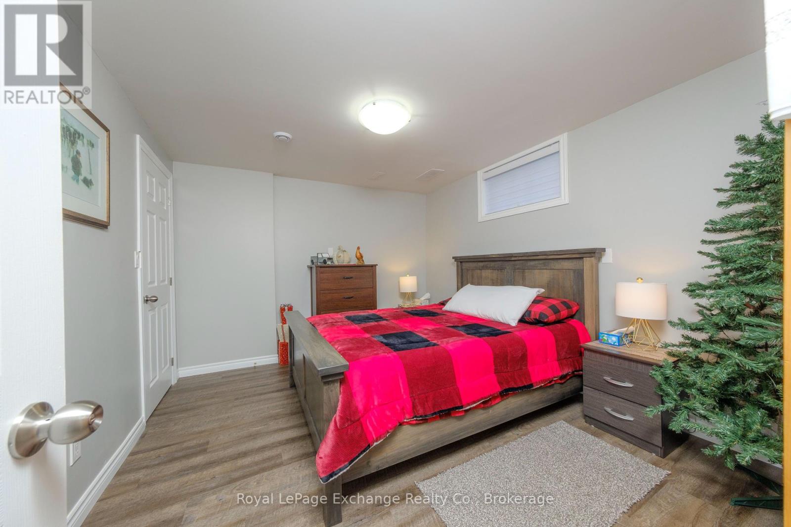 8 Remington Drive, North Huron, Ontario  N0G 2W0 - Photo 15 - X12457084