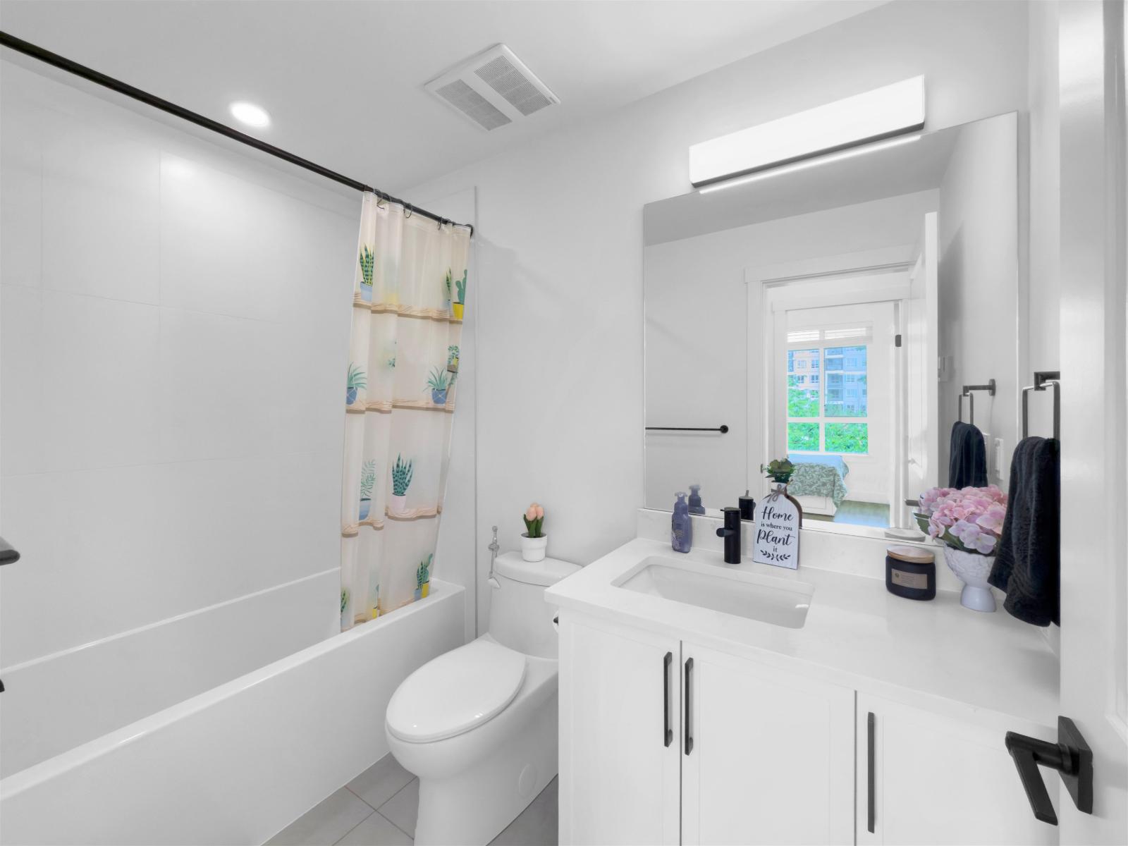 209 19935 75a Avenue, Langley, British Columbia  V2Y 4L6 - Photo 11 - R3056115