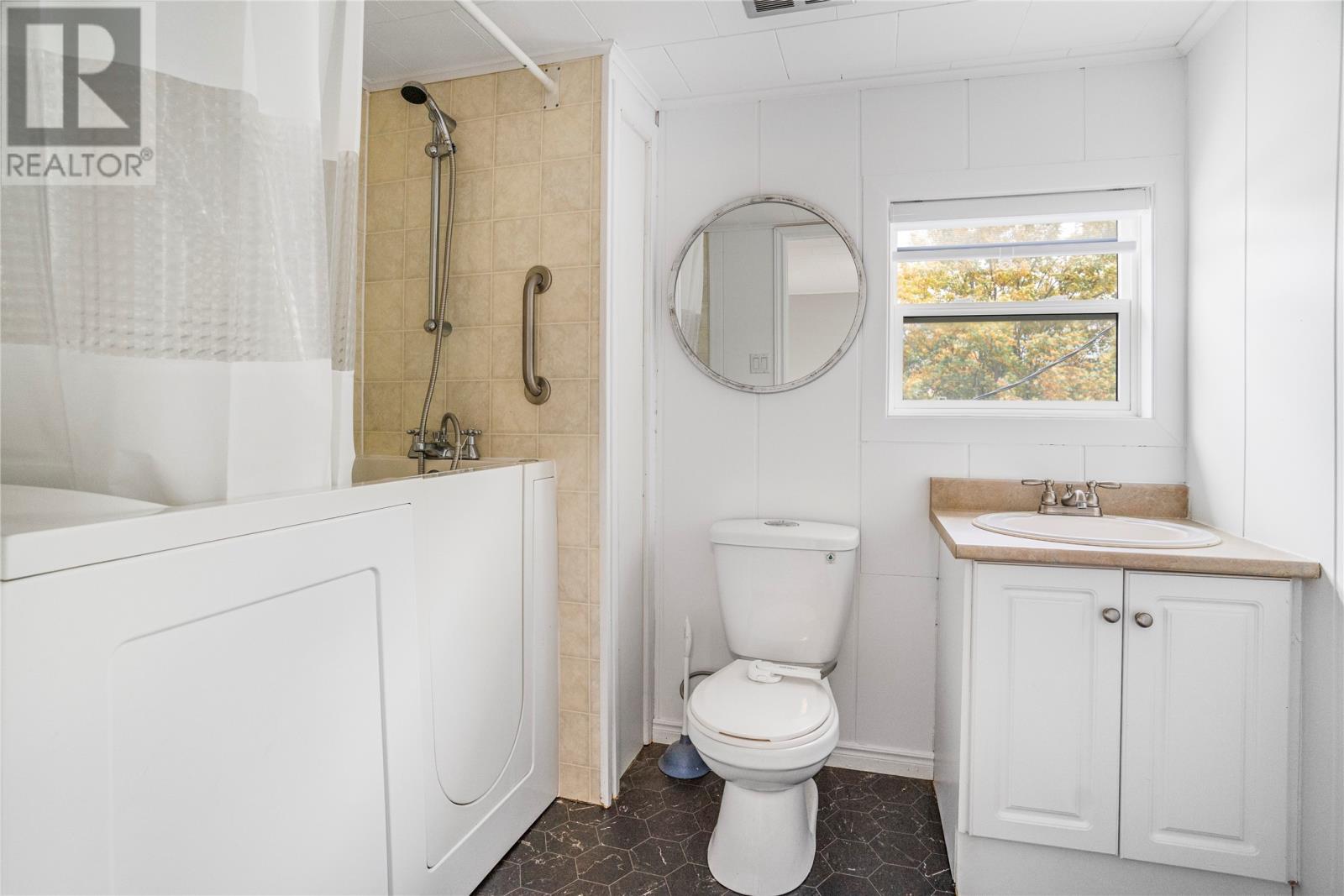 670 Conception Bay Highway, Conception Bay South, Newfoundland & Labrador  A1X 3G5 - Photo 17 - 1291424