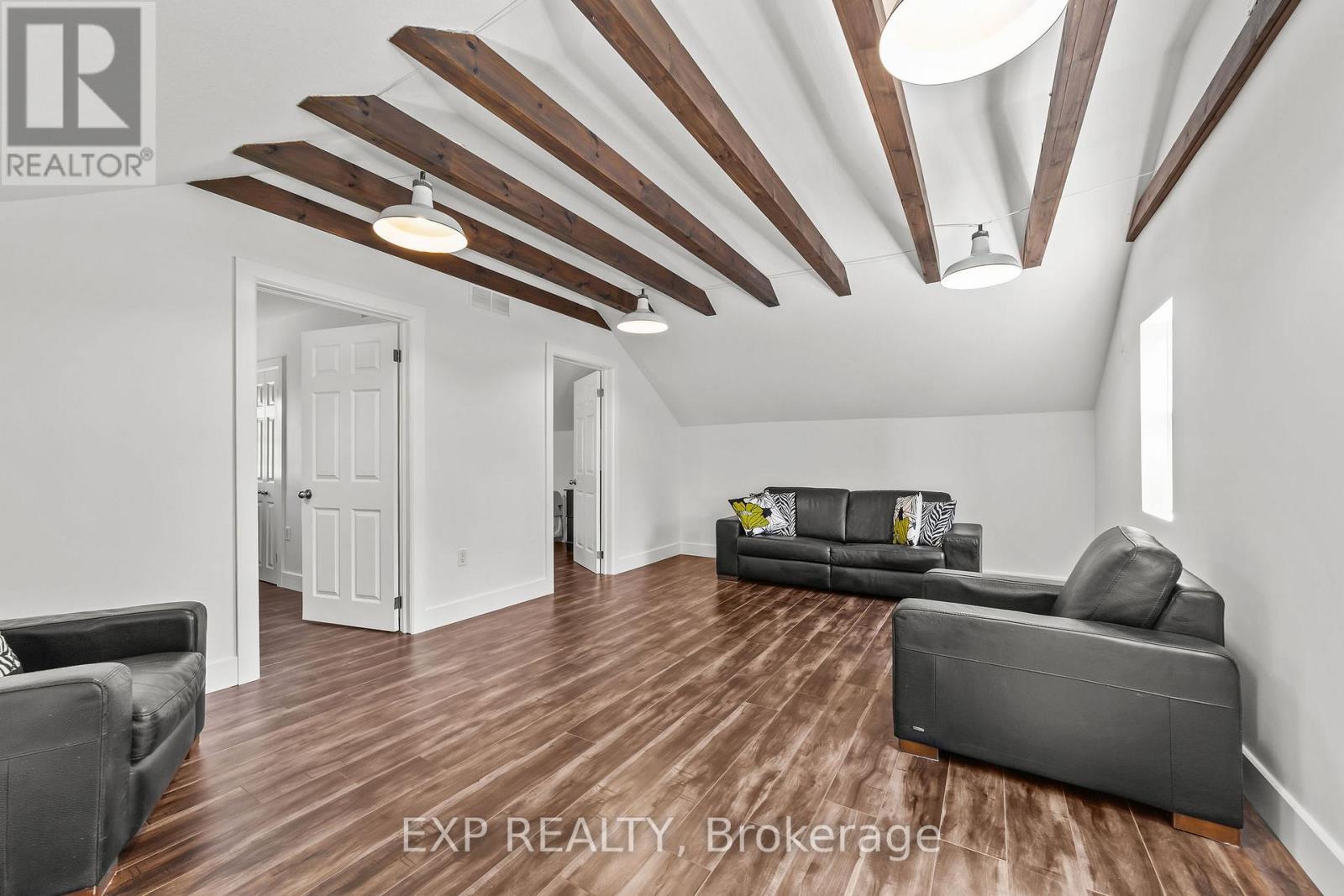 137 Fried Street, Bluewater, Ontario  N0M 1N0 - Photo 18 - X12457101