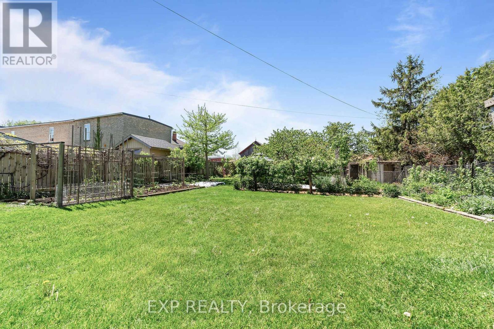 137 Fried Street, Bluewater, Ontario  N0M 1N0 - Photo 25 - X12457101