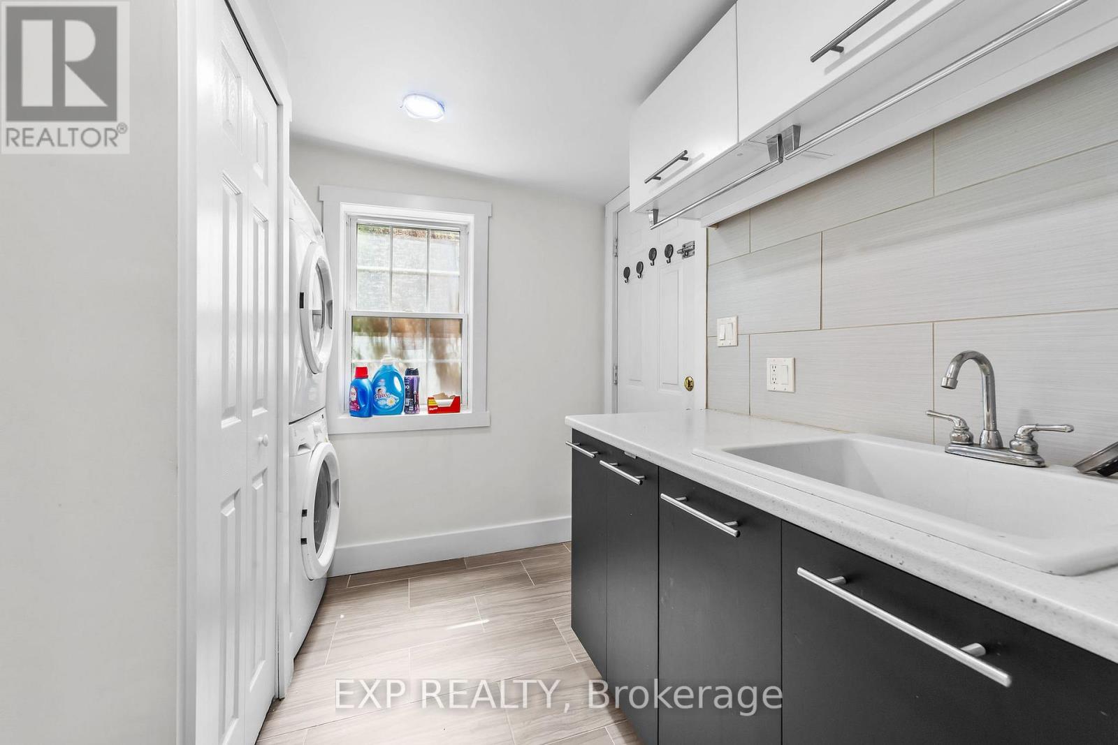137 Fried Street, Bluewater, Ontario  N0M 1N0 - Photo 7 - X12457101