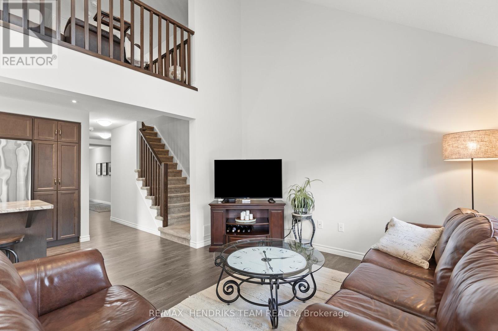 64 Abbott Place, Pelham, Ontario  L0S 1E0 - Photo 15 - X12447662