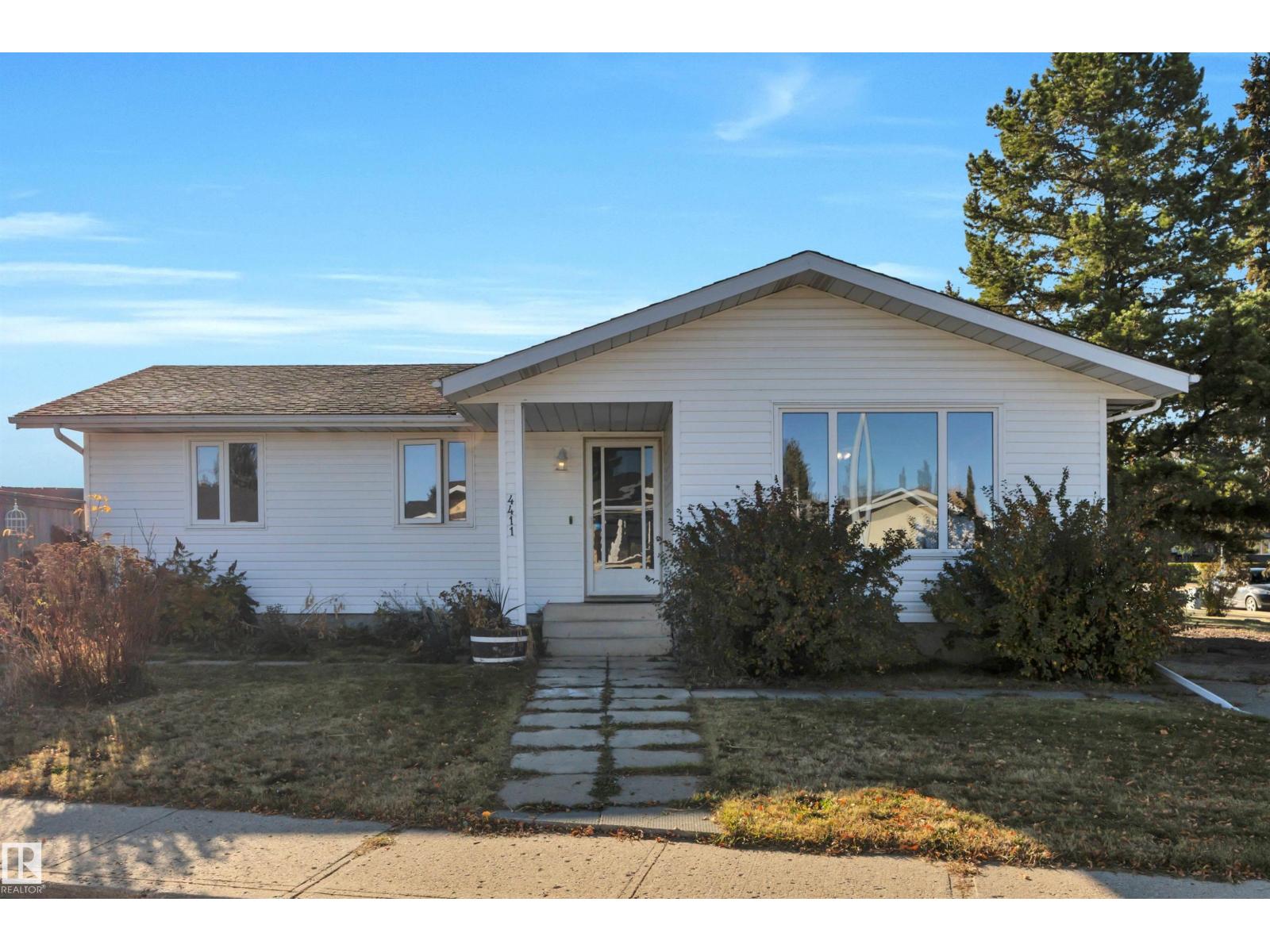 4411 42B AV, leduc, Alberta