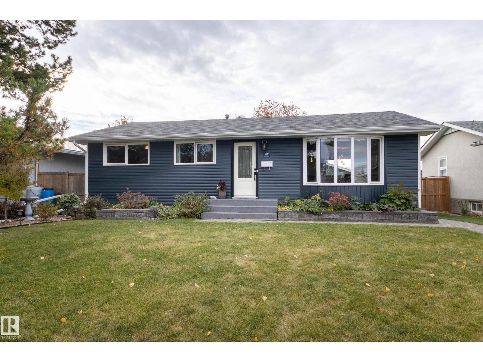 16107 80 AV NW, edmonton, Alberta