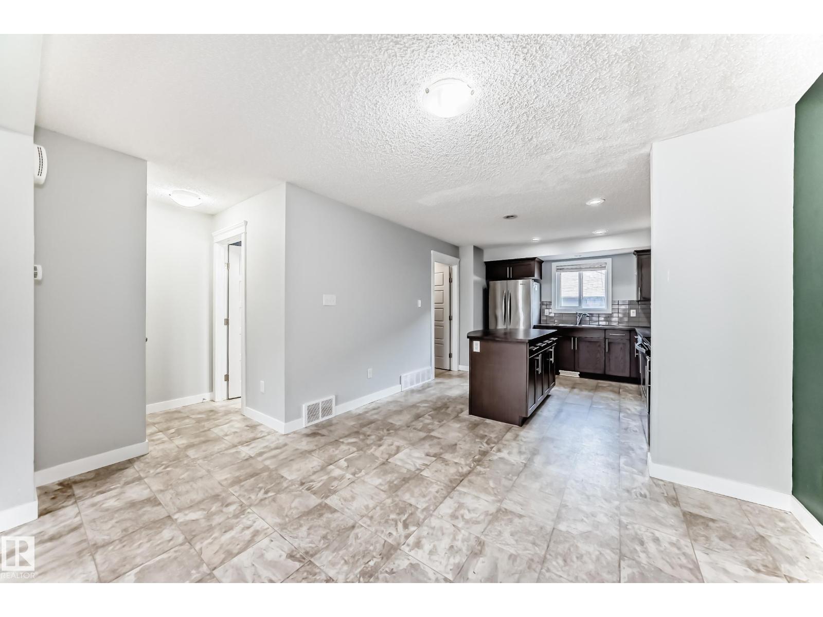 1611 52 St Sw, Edmonton, Alberta  T6X 1X9 - Photo 11 - E4461708