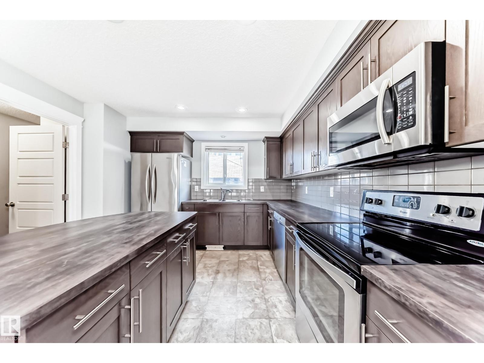 1611 52 St Sw, Edmonton, Alberta  T6X 1X9 - Photo 4 - E4461708