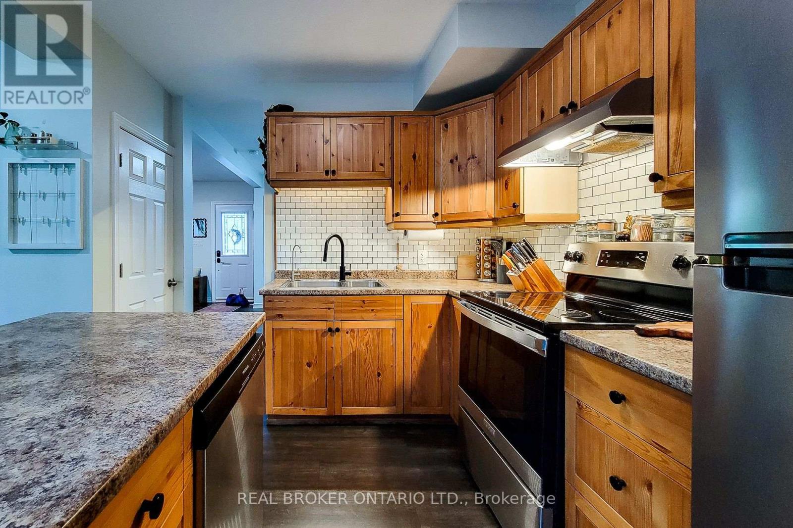 115 Barclay Street, Hamilton, Ontario  L8S 1P6 - Photo 20 - X12456943
