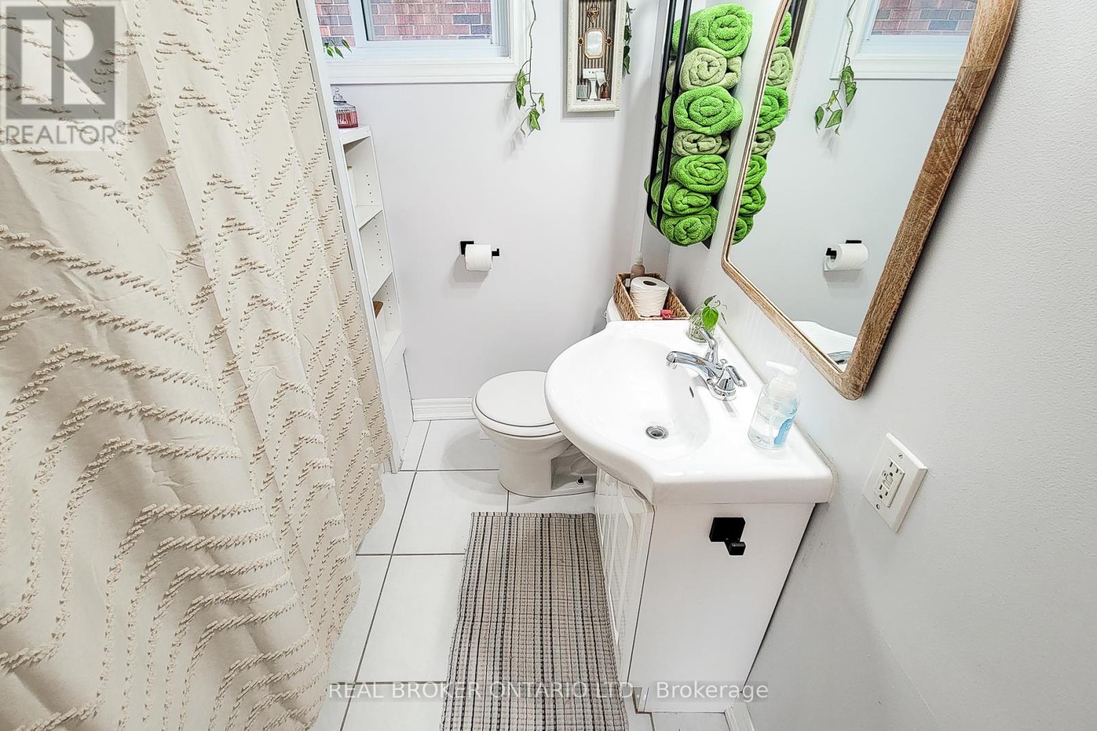 115 Barclay Street, Hamilton, Ontario  L8S 1P6 - Photo 34 - X12456943