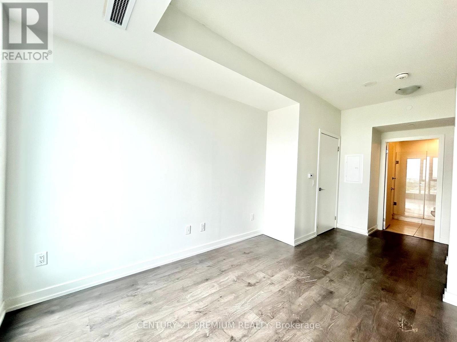 1702 - 55 Duke Street, Kitchener, Ontario  N2G 1A6 - Photo 10 - X12456954
