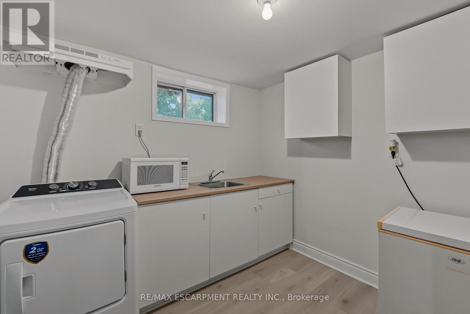 246 Green Road, Hamilton, Ontario  L8E 2A5 - Photo 21 - X12456963