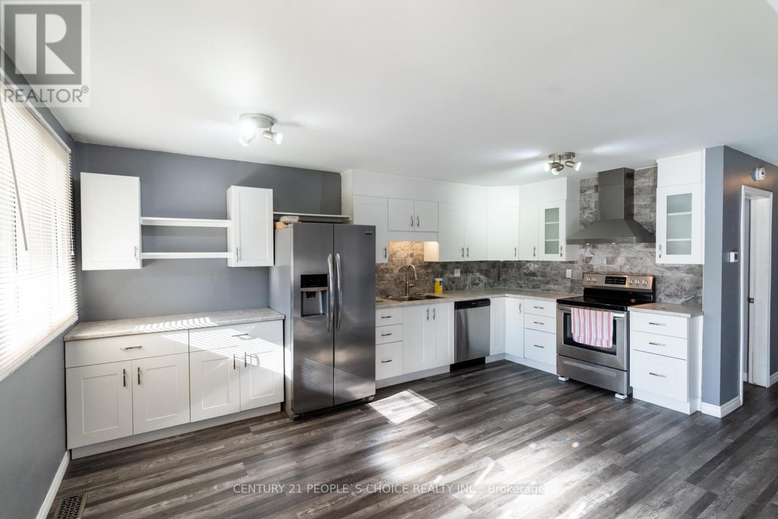 39 Evelyn Street, Brantford, Ontario  N3R 3G8 - Photo 14 - X12456998