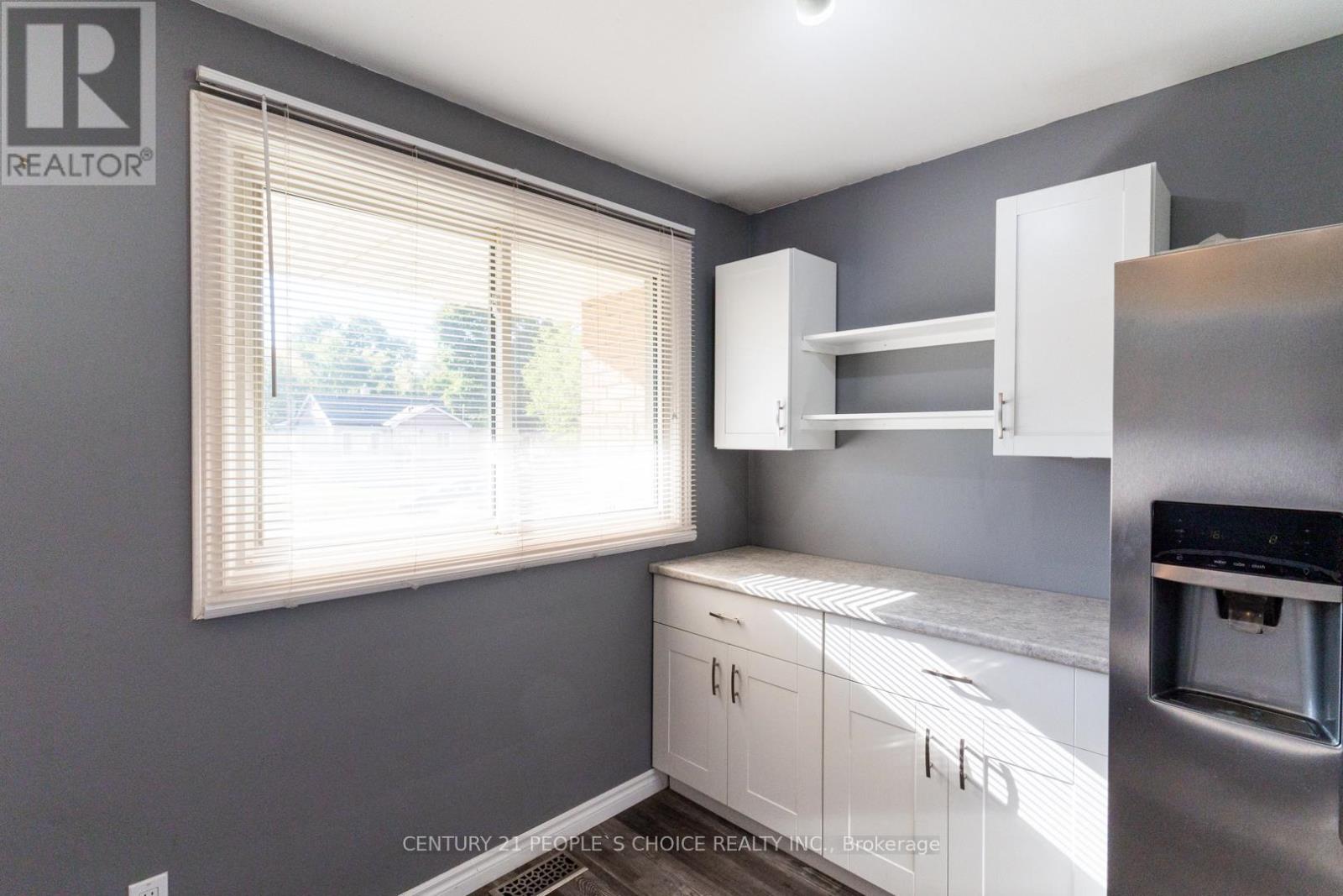 39 Evelyn Street, Brantford, Ontario  N3R 3G8 - Photo 17 - X12456998