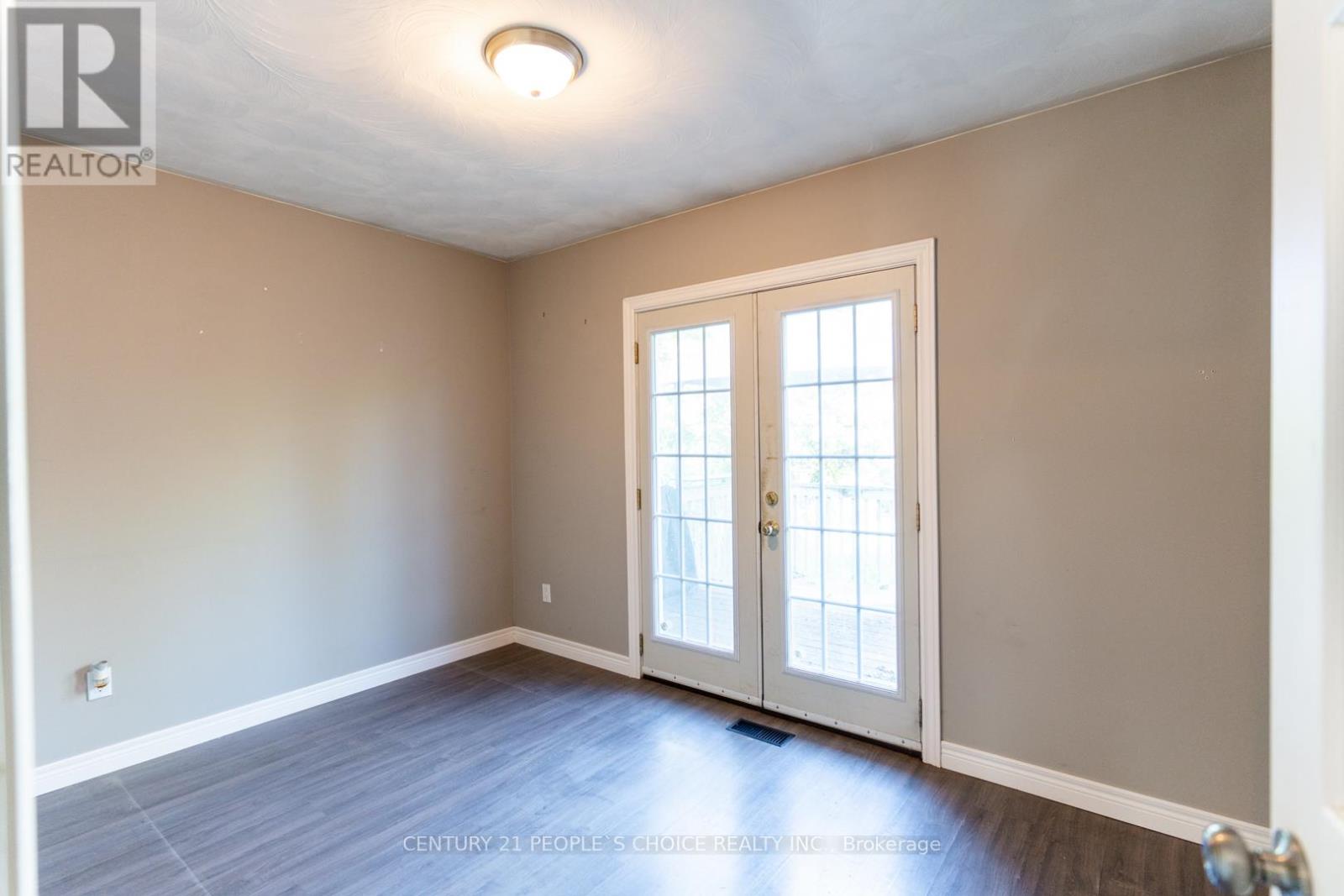 39 Evelyn Street, Brantford, Ontario  N3R 3G8 - Photo 26 - X12456998