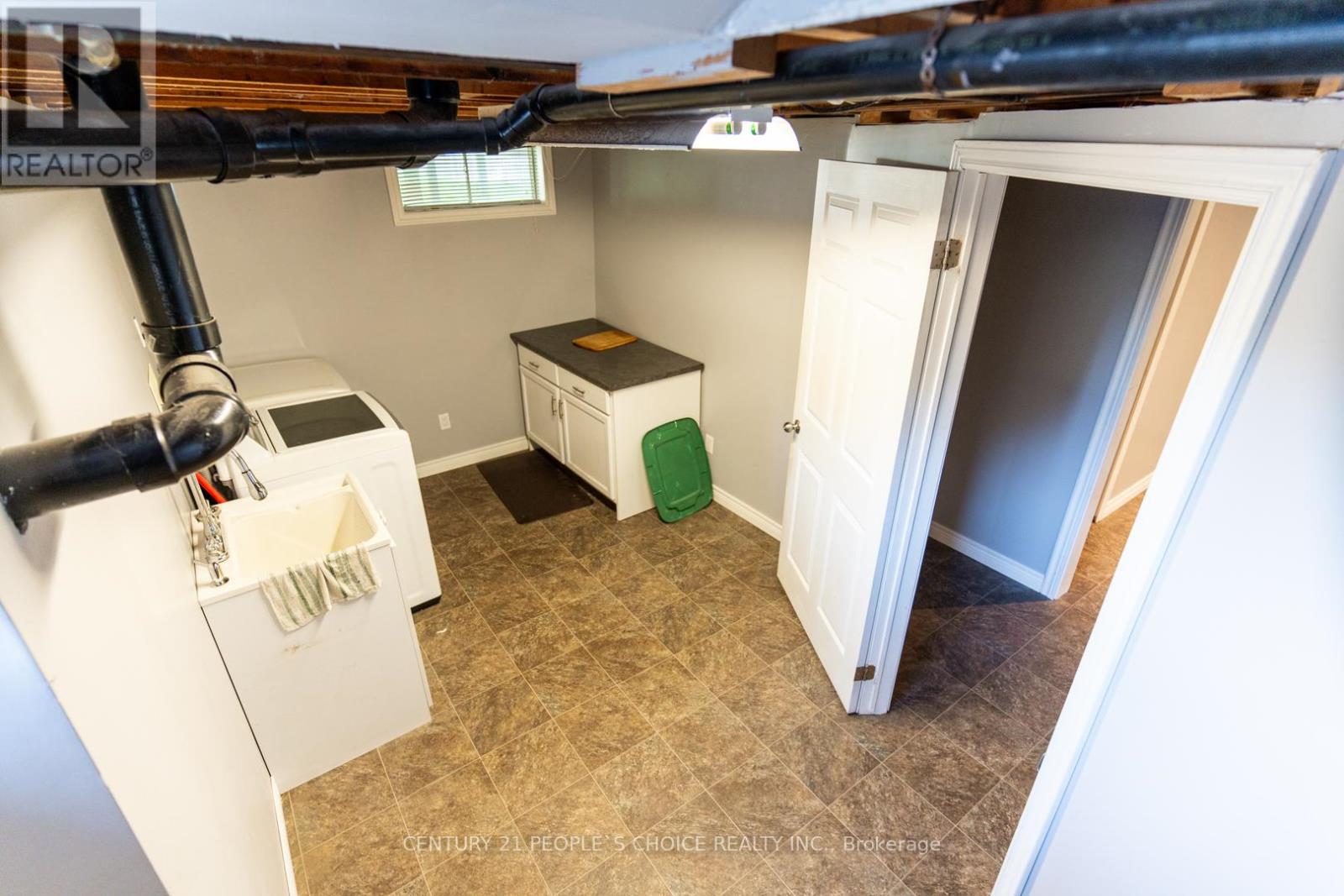 39 Evelyn Street, Brantford, Ontario  N3R 3G8 - Photo 30 - X12456998
