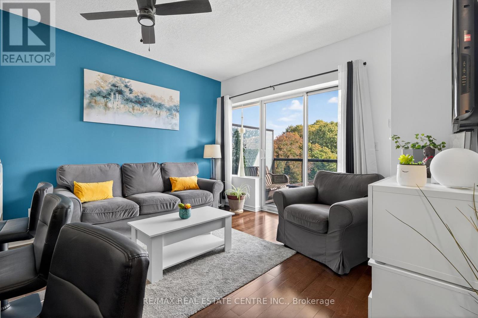 601 - 170 Water Street N, Cambridge, Ontario  N1R 3B6 - Photo 12 - X12457004