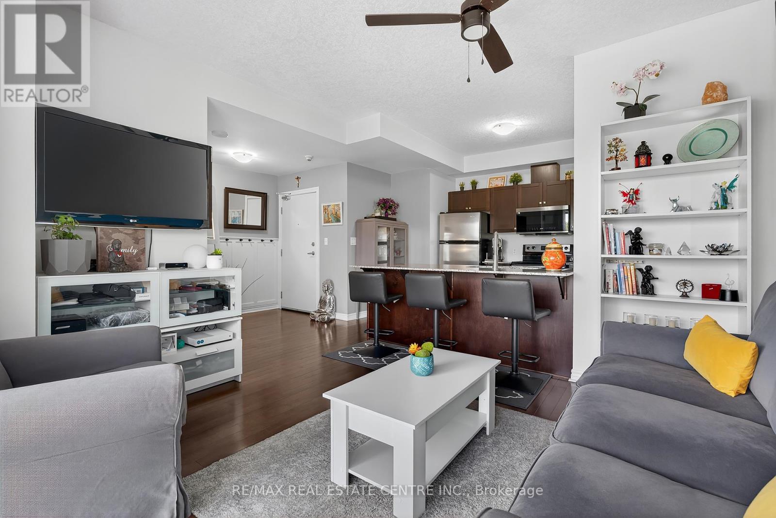 601 - 170 Water Street N, Cambridge, Ontario  N1R 3B6 - Photo 3 - X12457004