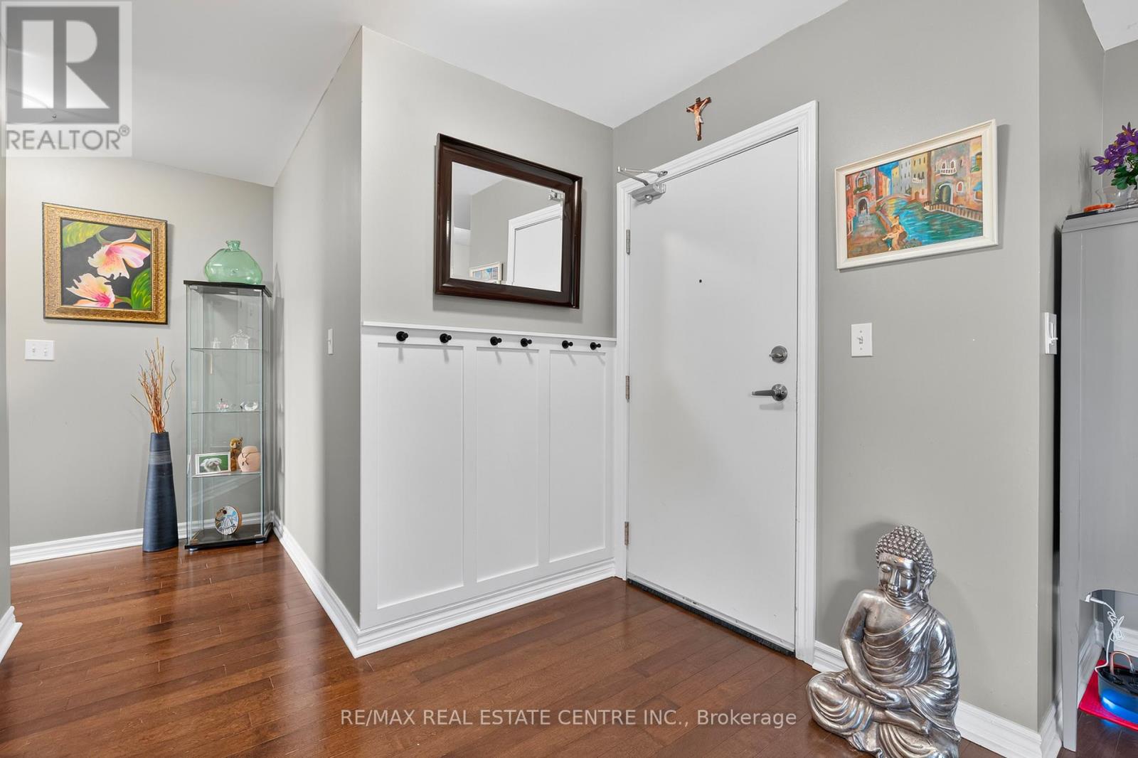 601 - 170 Water Street N, Cambridge, Ontario  N1R 3B6 - Photo 9 - X12457004