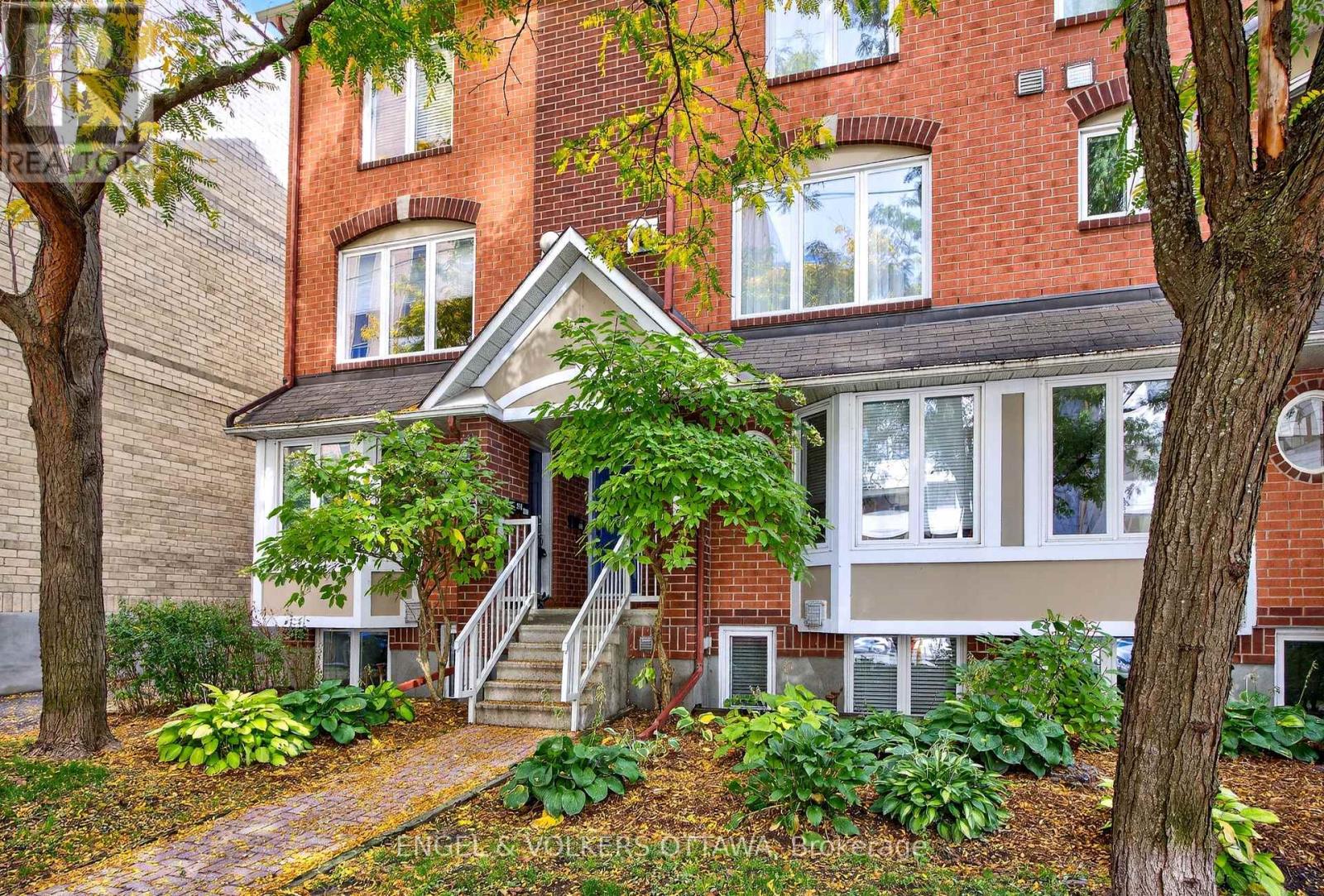 294 - 294 Gloucester Street, Ottawa, Ontario  K1R 5E4 - Photo 3 - X12456382