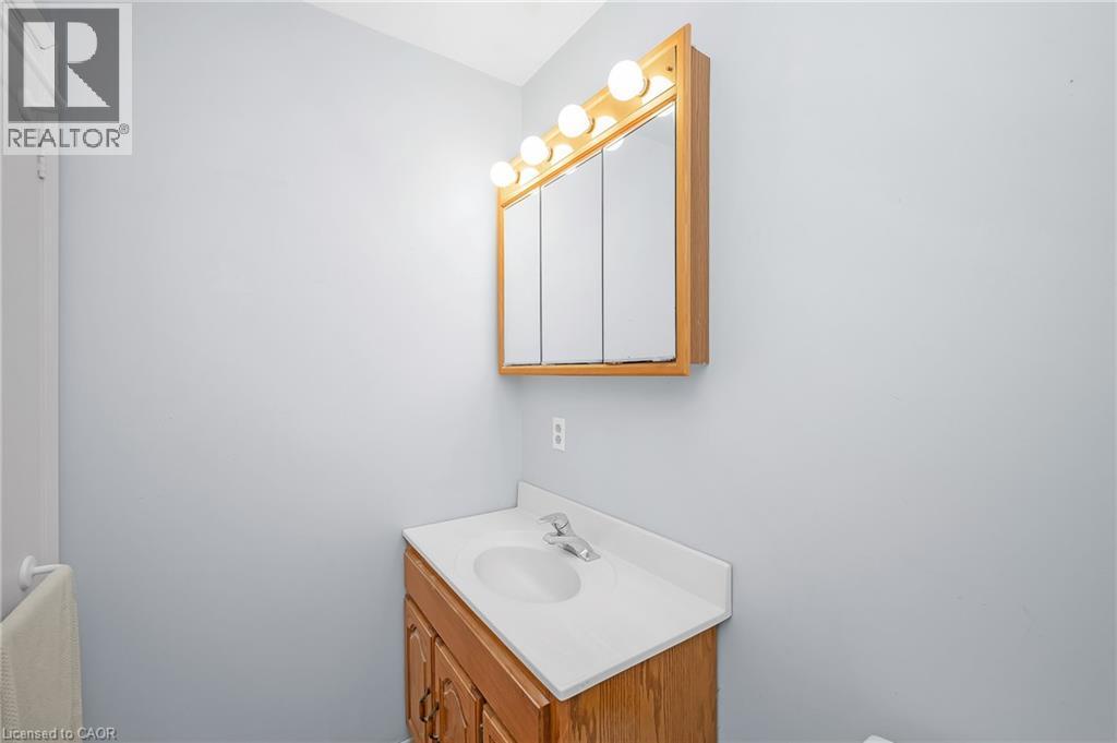 2301 Cavendish Drive Unit# 86, Burlington, Ontario  L7P 3M3 - Photo 17 - 40778329
