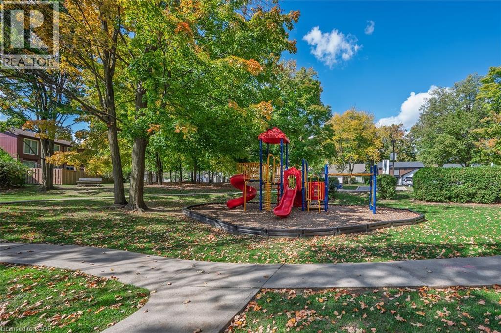 2301 Cavendish Drive Unit# 86, Burlington, Ontario  L7P 3M3 - Photo 33 - 40778329