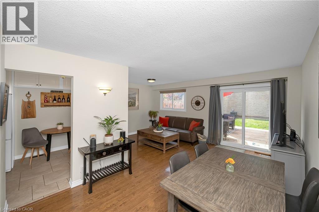 2301 Cavendish Drive Unit# 86, Burlington, Ontario  L7P 3M3 - Photo 9 - 40778329