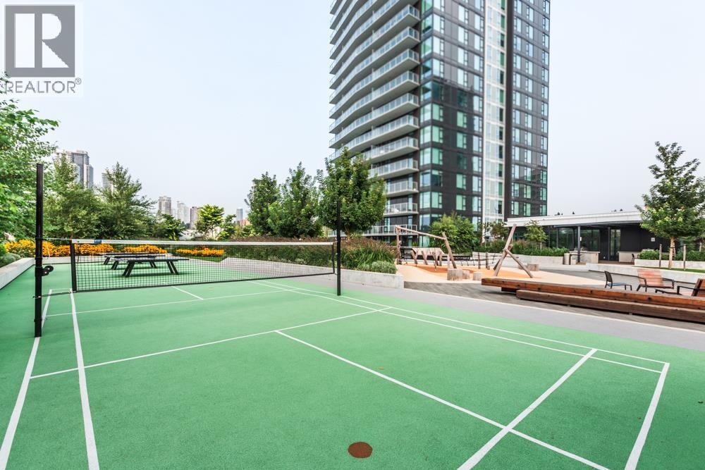1305 318 Alderson Avenue, Coquitlam, British Columbia  V3K 0J1 - Photo 2 - R3057426