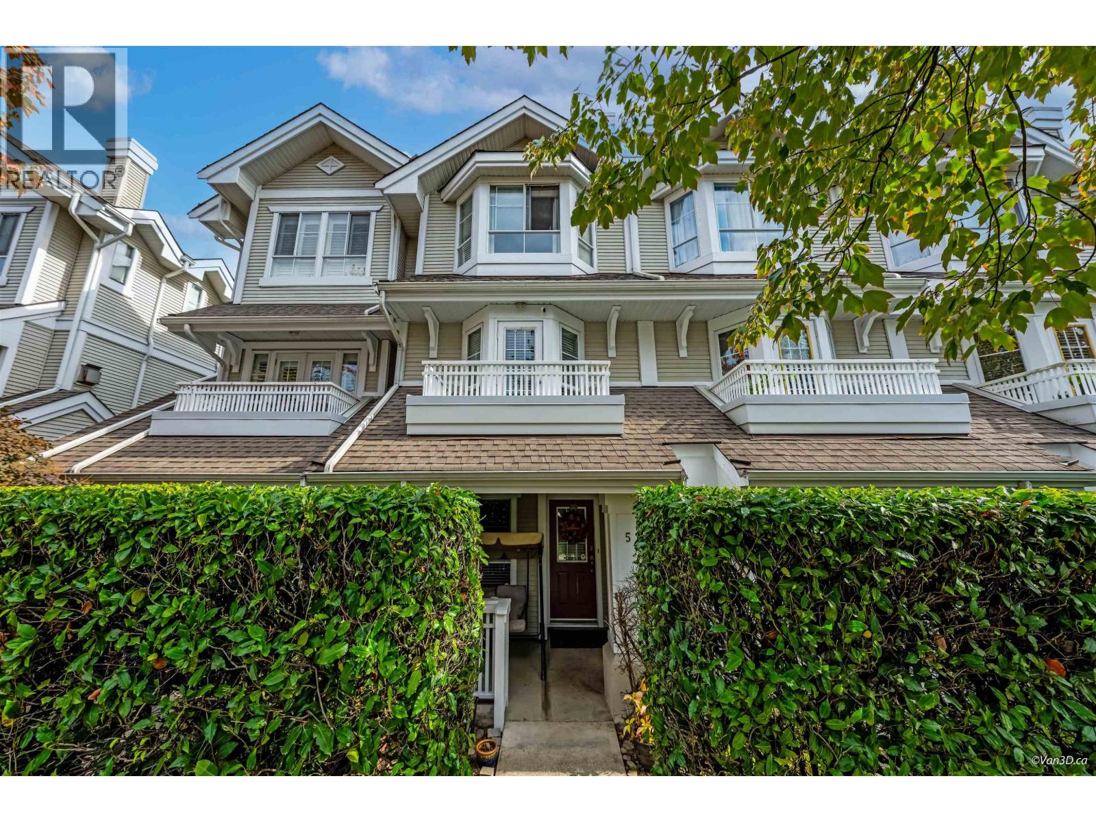 5 22000 SHARPE AVENUE, Richmond, British Columbia