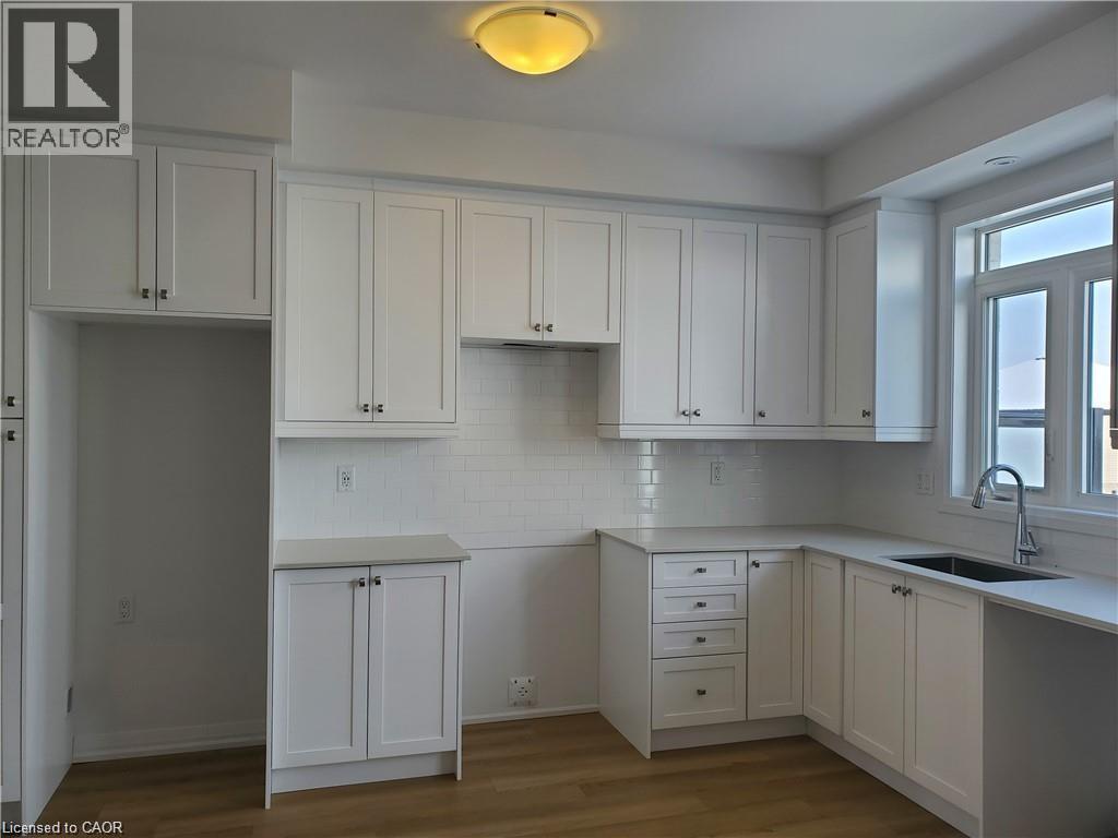 55 Tom Brown Drive Unit# 88, Paris, Ontario  N3L 0K6 - Photo 2 - 40773268