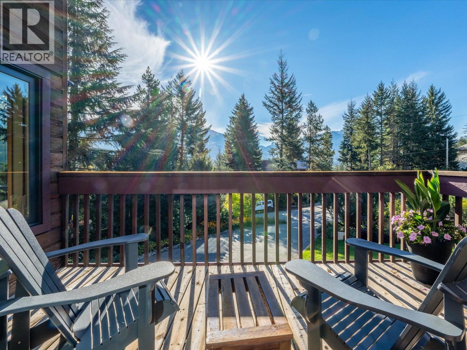 8609 Forest Ridge Drive, Whistler, British Columbia  V8E 0G1 - Photo 13 - R3057454